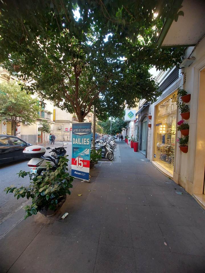 Negozio in Via Carmine, Salerno, {3} - Foto 2