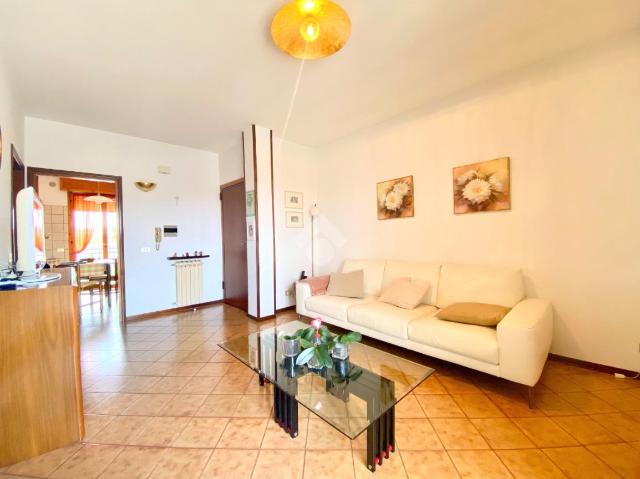 3-room flat in Via Sarzana 19, Santarcangelo di Romagna - Photo 1