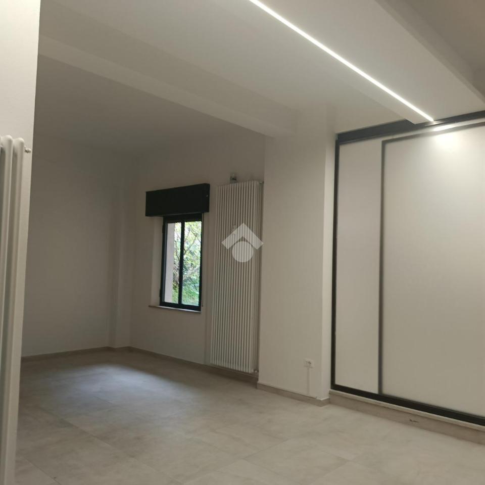 Negozio in Galleria Cavour 15, Cesena, {3} - Foto 1