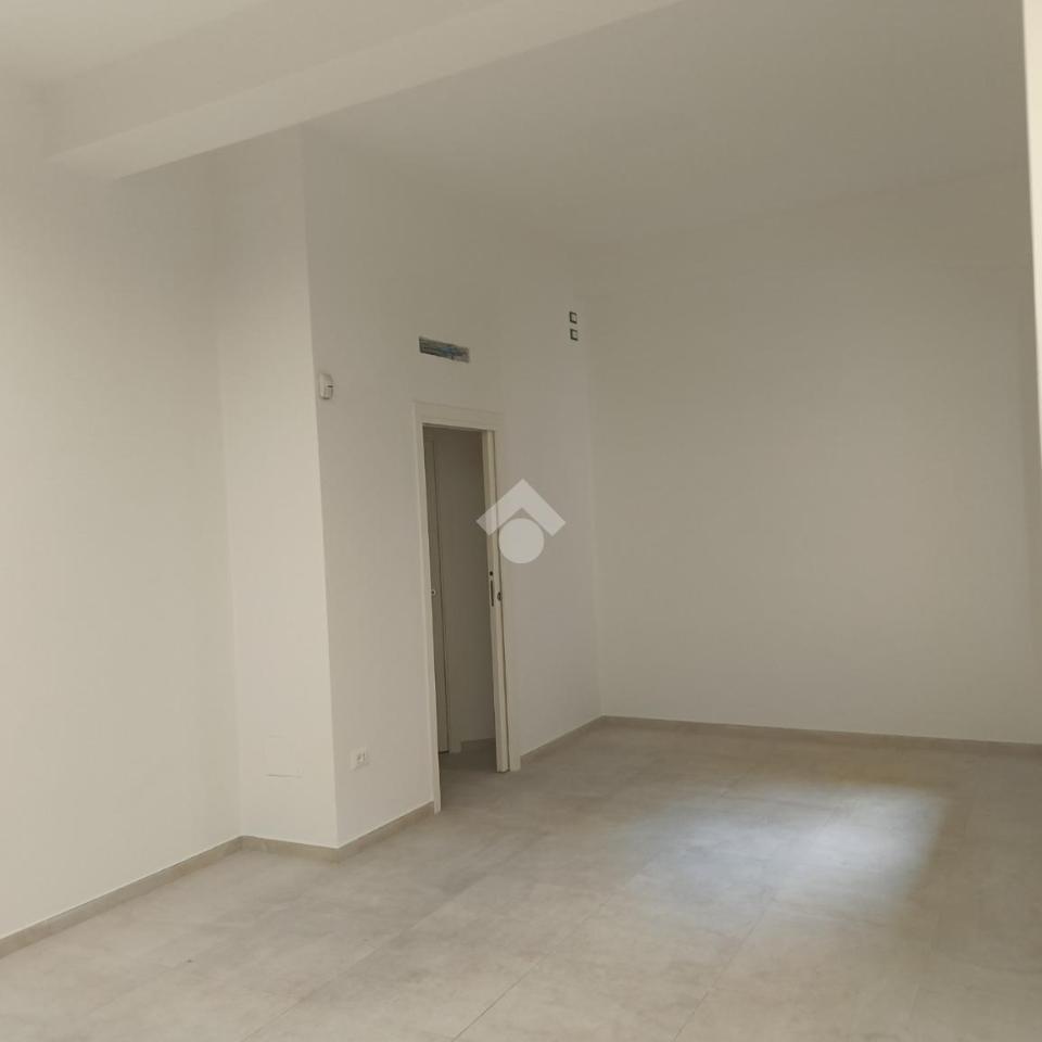 Negozio in Galleria Cavour 15, Cesena, {3} - Foto 2