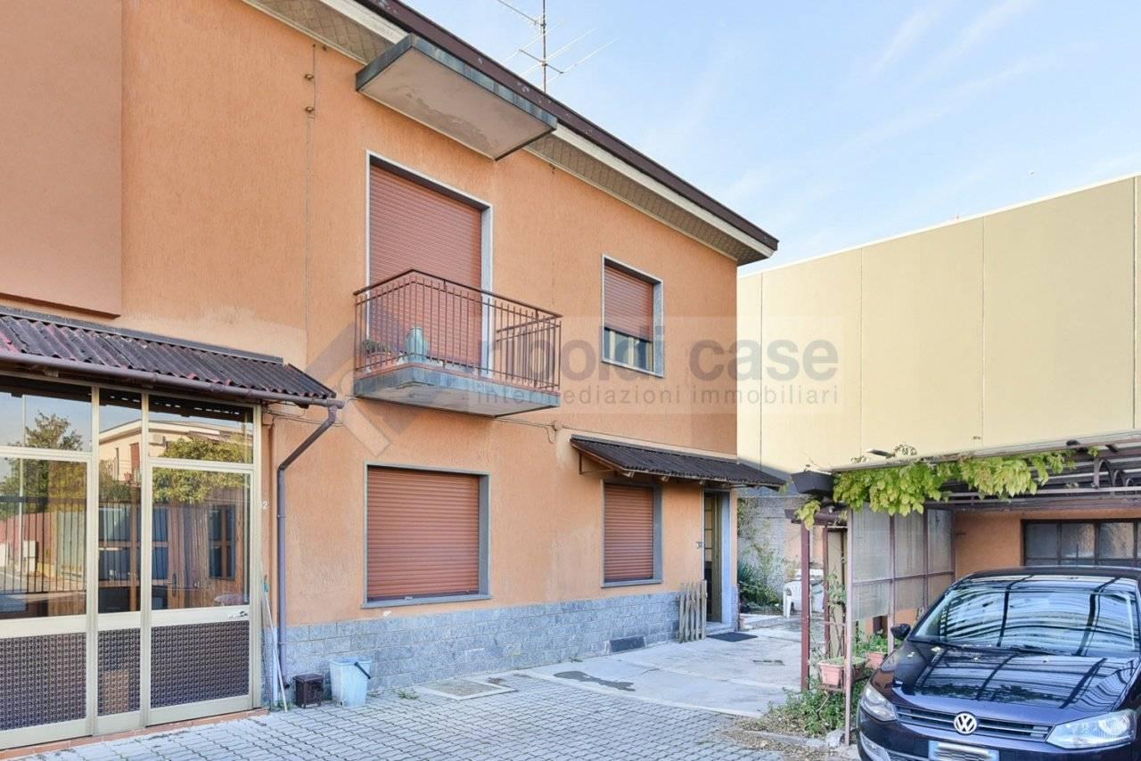 Villa in vendita a Nova Milanese
