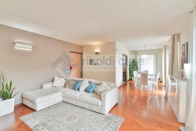 4-room flat in {3}, - Photo 1