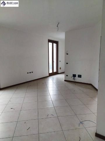 3-room flat in Via Leopoldo Marangoni, Bovisio-Masciago - Photo 1