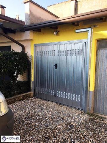 Garage or car box in Via Solferino, Seregno - Photo 1