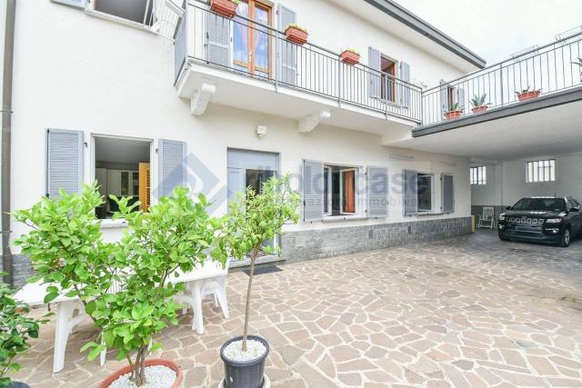 Villa in Via Lombardia, Cabiate - Foto 1