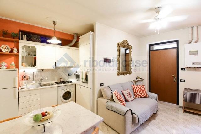 2-room flat in Via Pozzo Antico, Desio - Photo 1