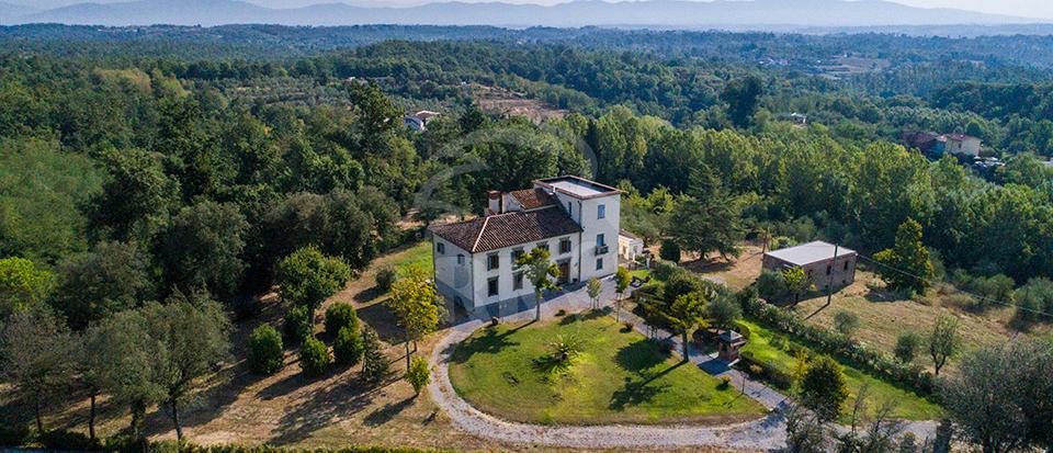 Villa in vendita a Fucecchio