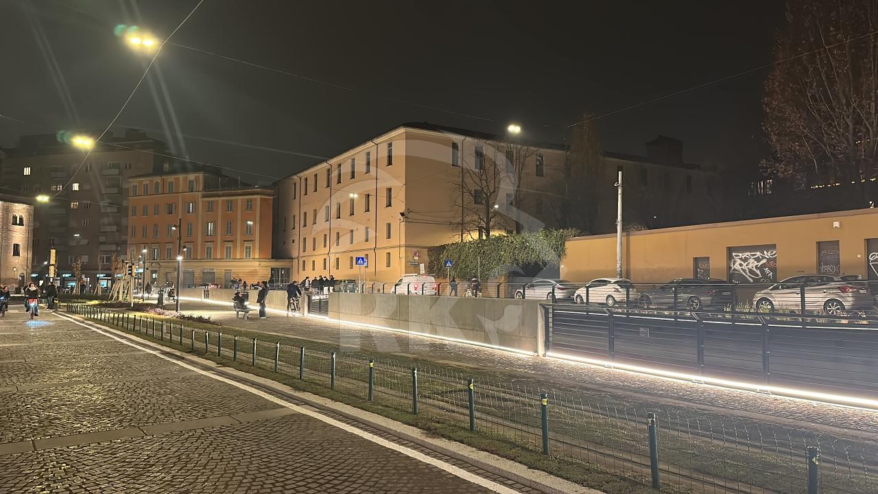 Negozio in Via Riva di Reno 56, Bologna, {3} - Foto 1