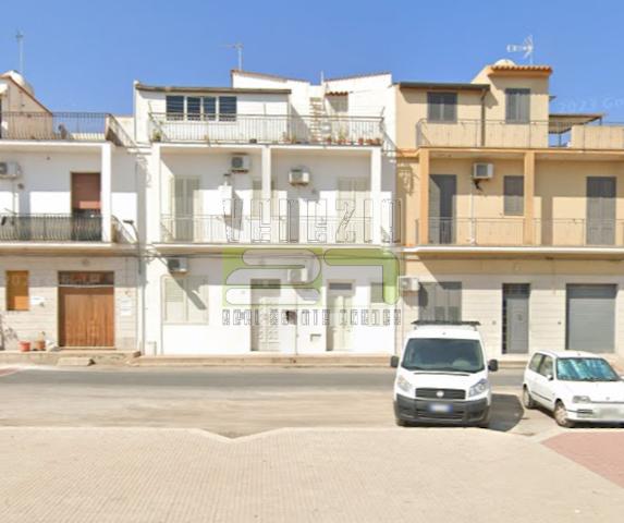 Detached house in Via Gigli, Avola - Photo 1