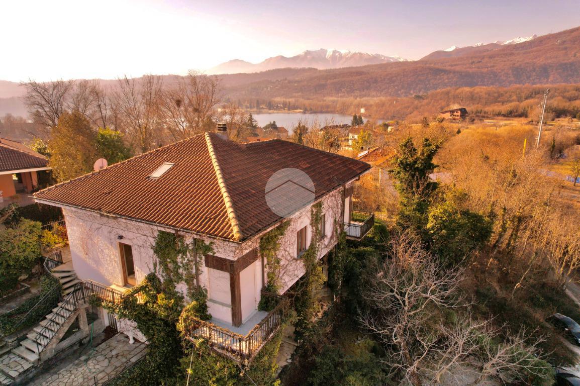 Villa in vendita a Avigliana