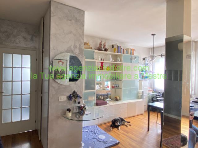 main gallery real estate image