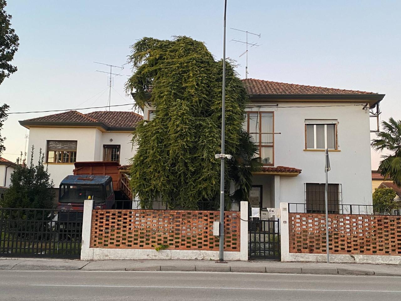 Casa indipendente in vendita a Pordenone