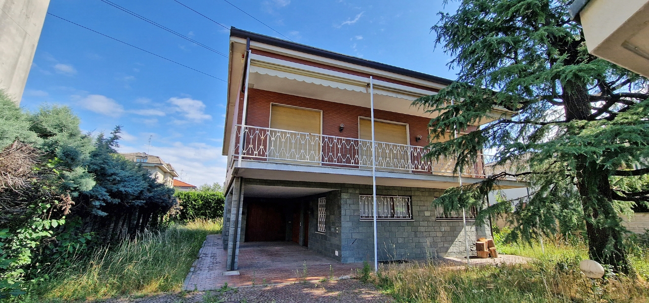 Villa unifamiliare in vendita a Brugherio