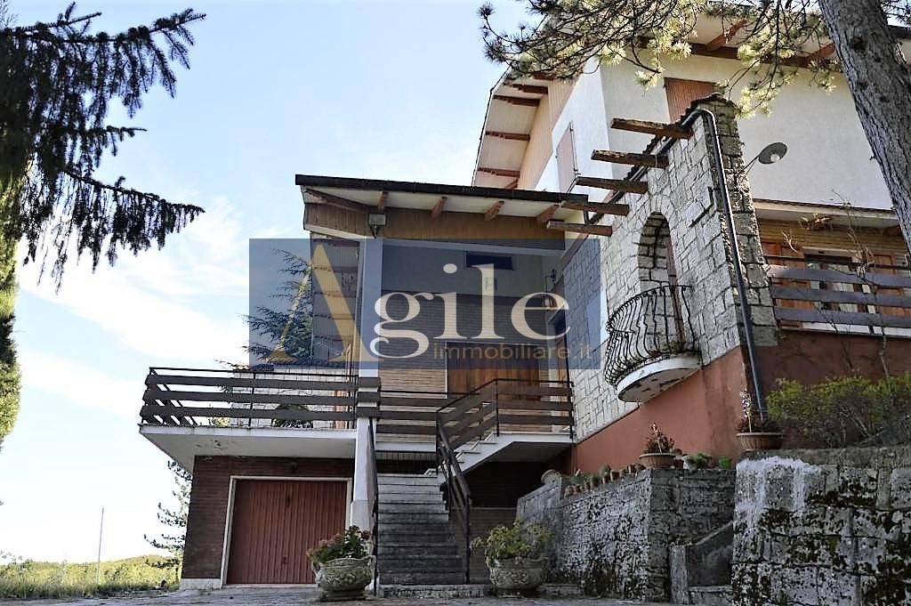 Villa in vendita a Ascoli Piceno