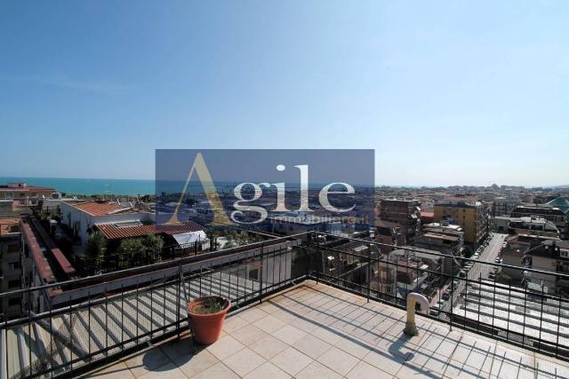 Apartament in Piazza Carducci, Grottammare - Photo 1