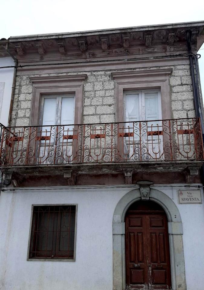 Casa indipendente in vendita a Borrello