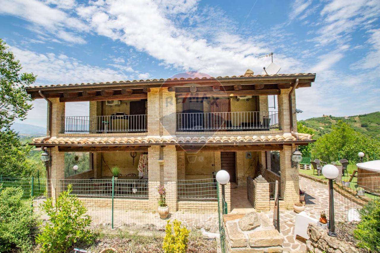 Villa in vendita a Casalincontrada