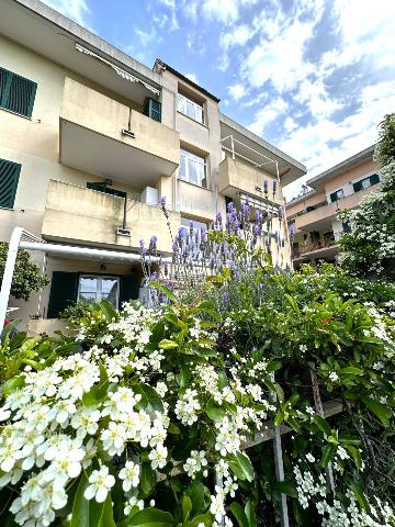 2-room flat in Via Rusineo, Albenga - Photo 1