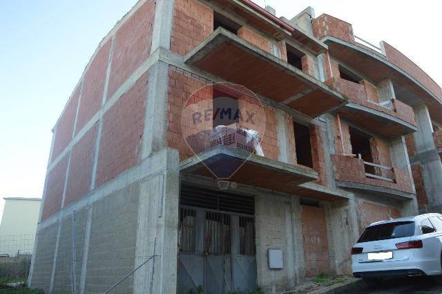 Detached house in Via Venezia, Pachino - Photo 1