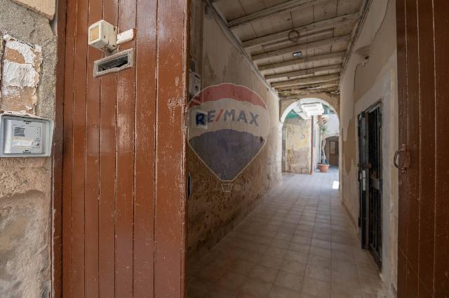 Casa indipendente in Via Mario Minniti 46, Siracusa - Foto 1