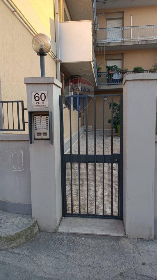 Magazzino in Via Gaetano Salvemini 60, Noto, {3} - Foto 1
