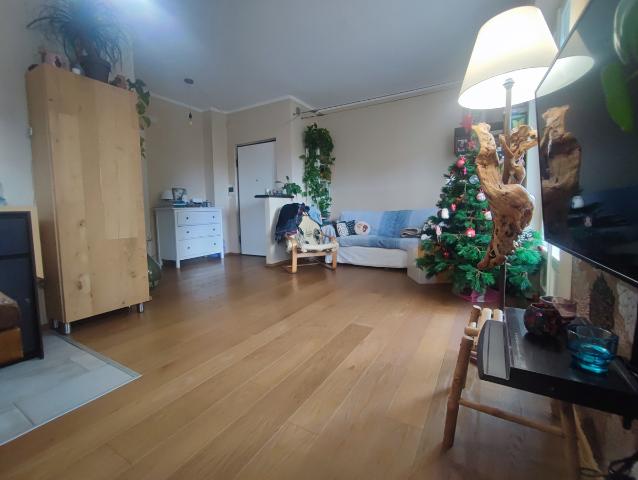 Dreizimmerwohnung in Viale della Rimembranza, Pinerolo - Foto 1