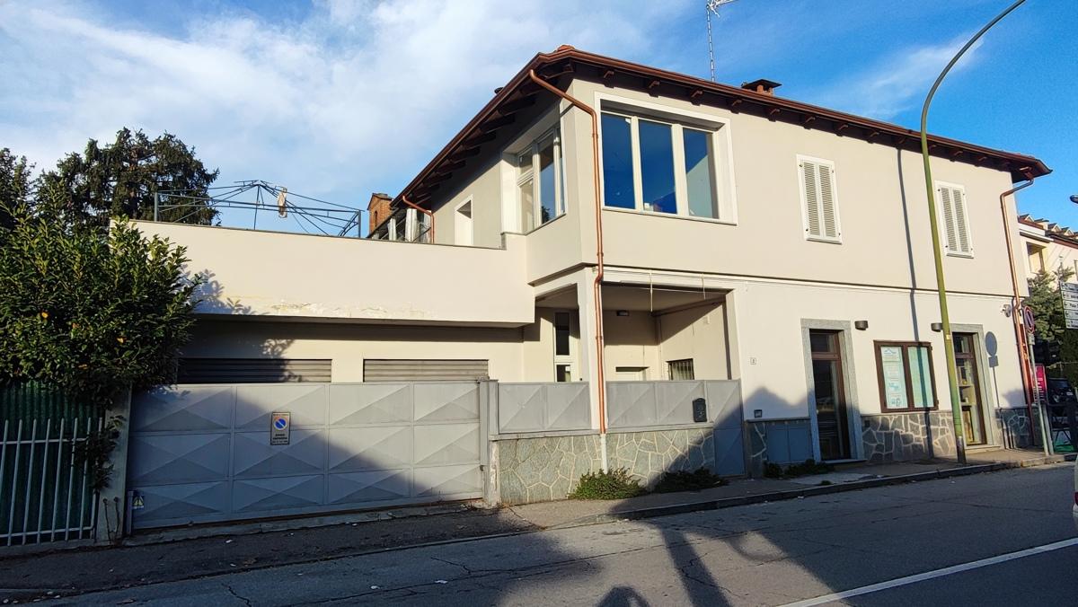 Casa indipendente in vendita a Pinerolo