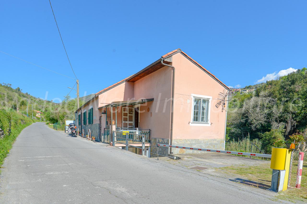 Casa indipendente in vendita a Quiliano