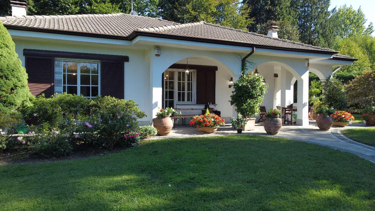 Villa unifamiliare in vendita a Carimate