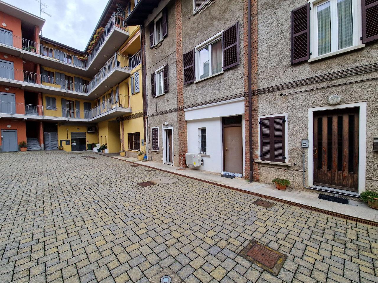 Enoteca in Via del Seprio, Lomazzo, {3} - Foto 2