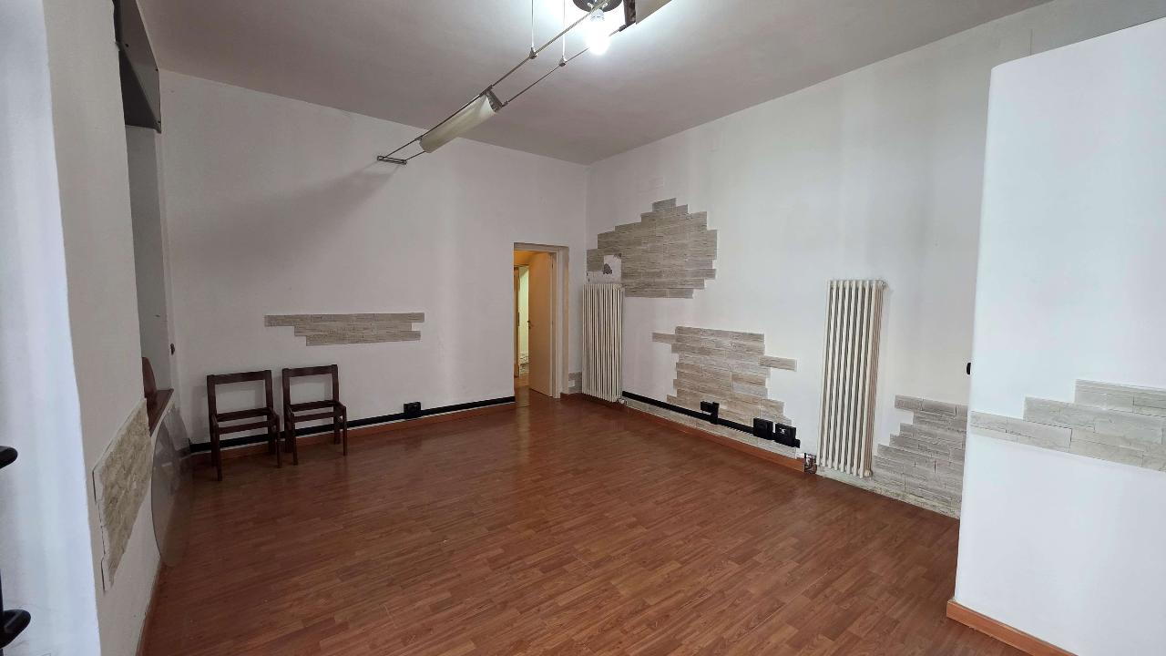 Negozio in Via Roma , Lentate Sul Seveso, {3} - Foto 2