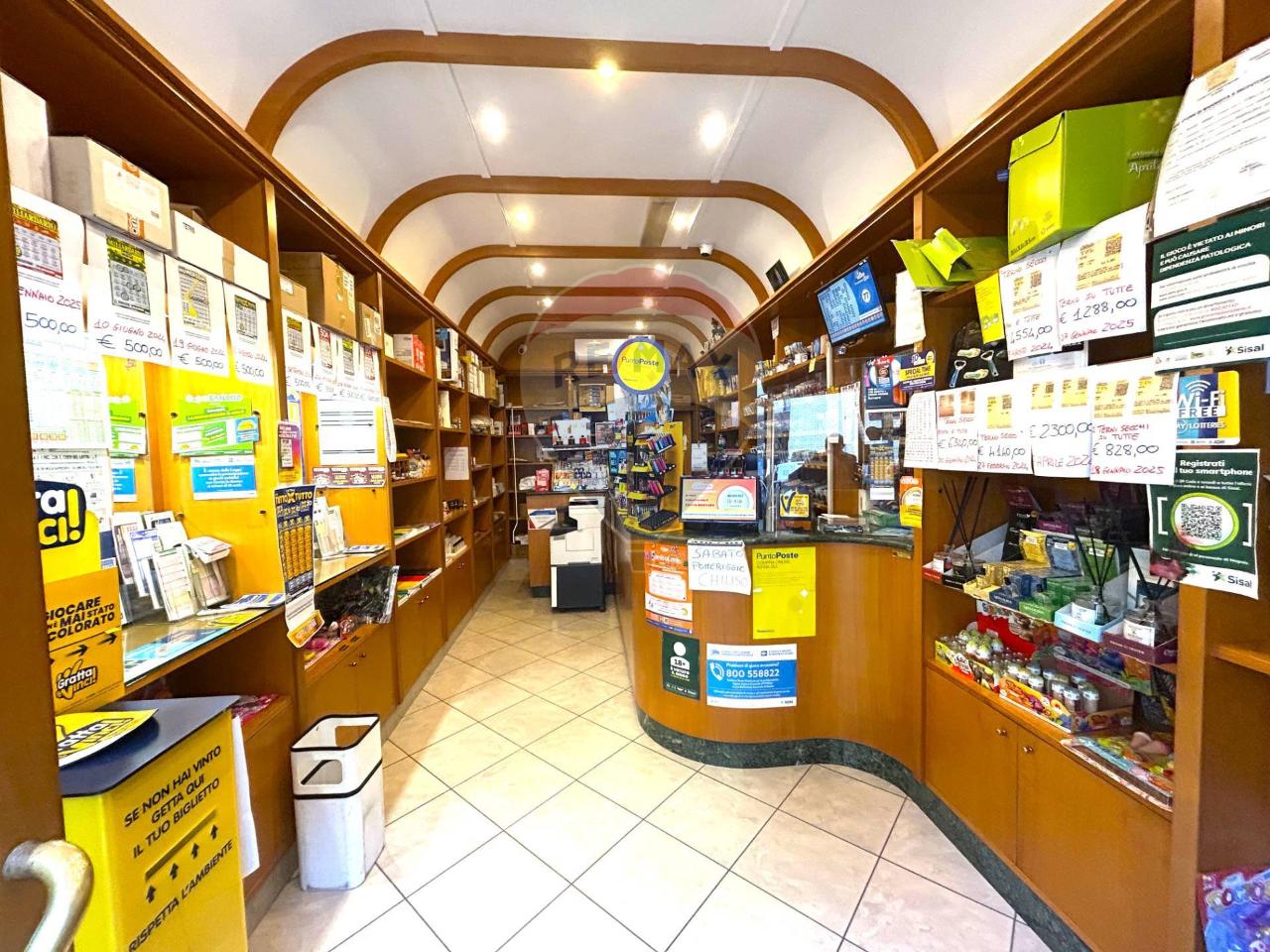 Esercizio commerciale in Via Traiano 49, Terracina, {3} - Foto 2