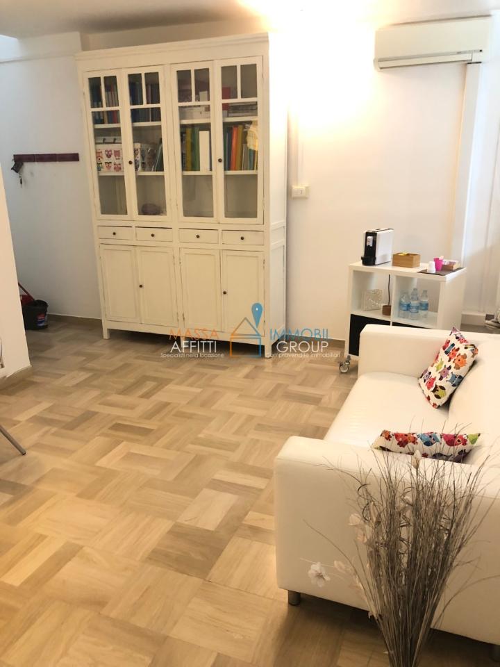 Ufficio in Via Leonardo da Vinci, Massa - Foto 1