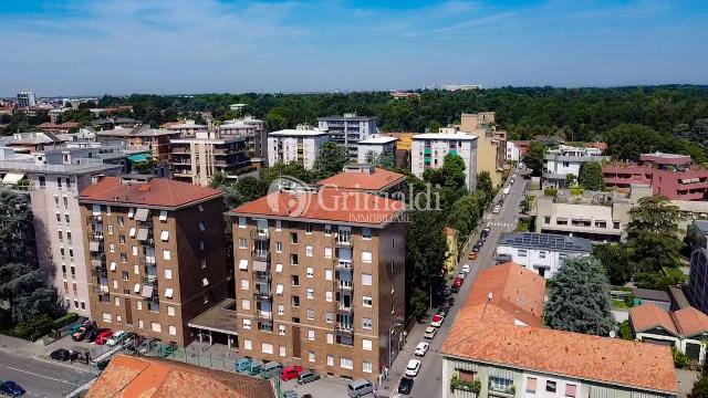 Apartament in Via Lecco 49, Monza - Photo 1