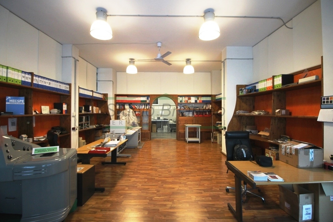 Ufficio in Via Visconti di Modrone, Macherio, {3} - Foto 1