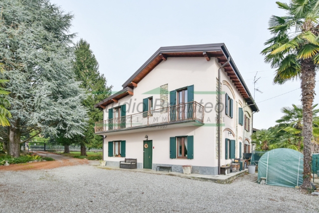 Villa unifamiliare in {3}, Via Como - Foto 1