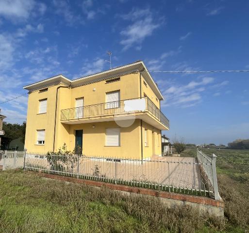 Villa in Via Giuliano Dati 84, Rimini - Foto 1