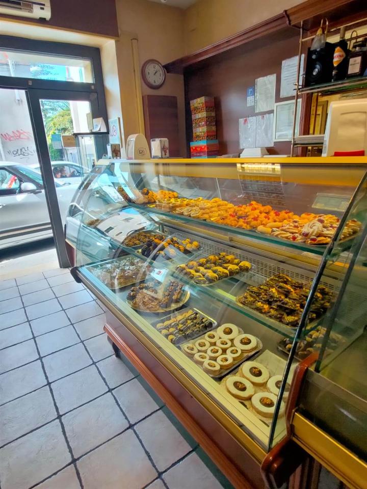 Pasticceria in , Catania, {3} - Foto 1