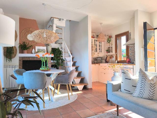 3-room flat in Via della Repubblica, Trequanda - Photo 1