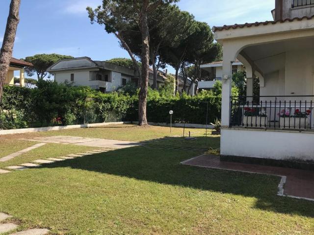 Mansion in {3}, Viale dei Gladioli - Photo 1