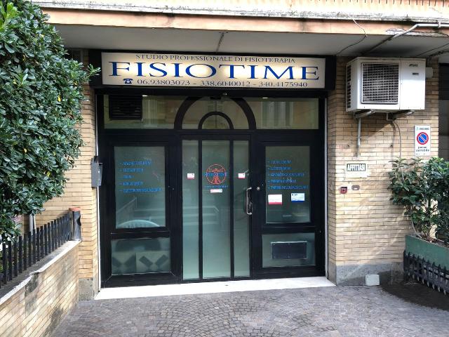 Shop in Via del Crocifisso, Marino - Photo 1