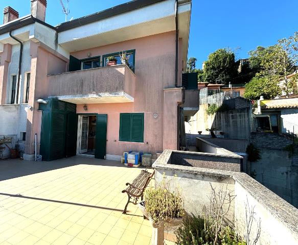 3-room flat in Via Focicchia, Rocca di Papa - Photo 1