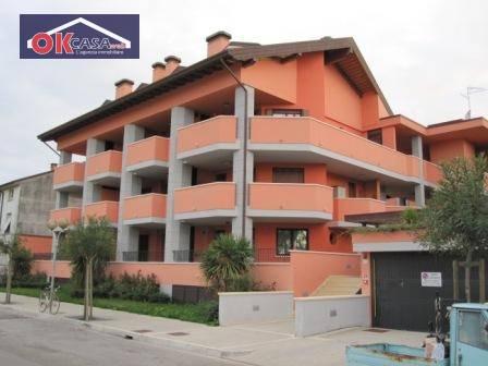 Esercizio commerciale in Via Luigi Rizzo 73, Grado, {3} - Foto 2