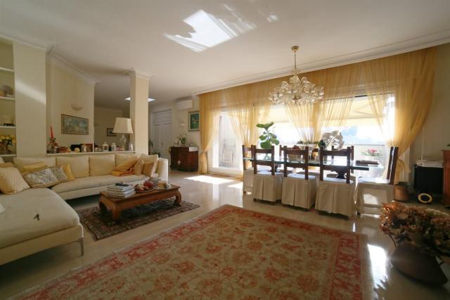 Apartament in Via Ramazzotti 11, Monza - Photo 1