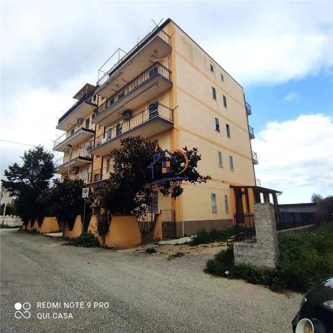 3-room flat in {3}, Viale delle Mimose - Photo 1