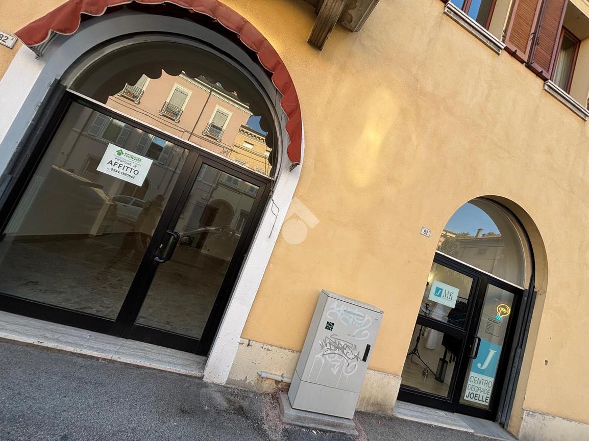 Negozio in Via di Roma 82, Ravenna, {3} - Foto 2