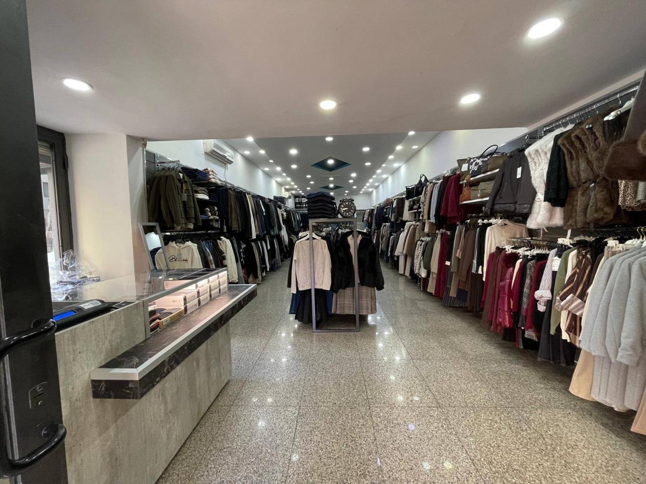 Negozio in Viale Lincoln 171, Caserta, {3} - Foto 2