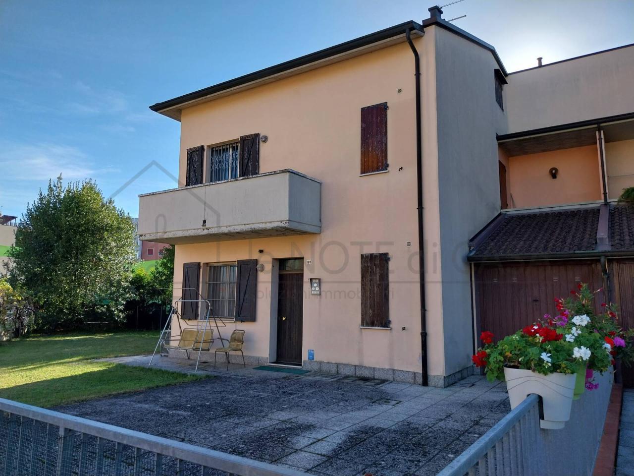 Villa a schiera in vendita a Cesena