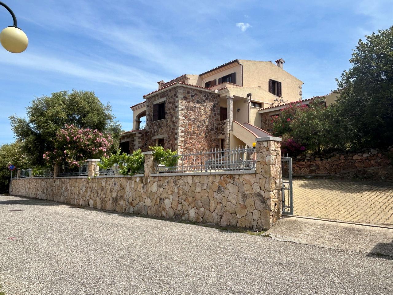 Villa unifamiliare in vendita a Budoni