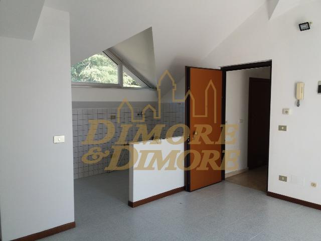 2-room flat in {3}, Via  IV Novembreb 30 - Photo 1